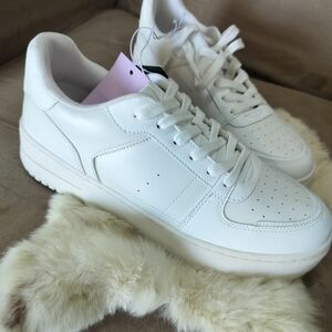Classic White Women's Sneakers